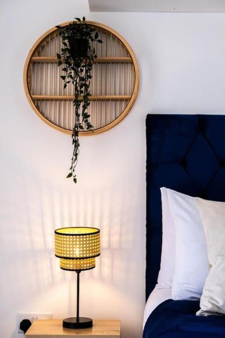Contractors, Families, Tourists & Groups Welcome Sleeps Upto 9, Garden, Pet Allowed, Parking Included! Birmingham Luaran gambar